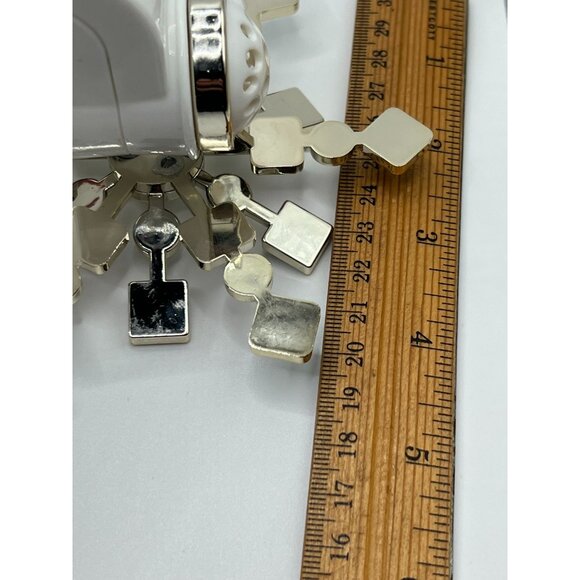 Bath & Body Works Wallflower Snowflake Gemstone Pearl Plug-In Fragrance Rare HTF - Picture 6 of 9